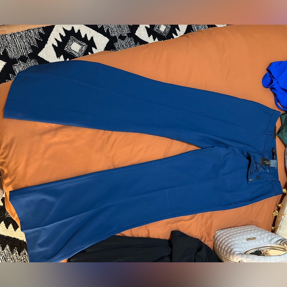 Women’s trousers
